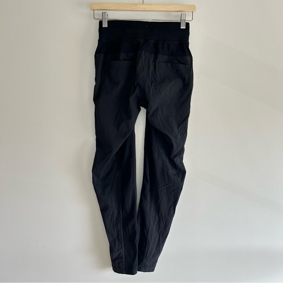 Lululemon Street To Studio Pant II *Unlined 28" Black (First Release) sz 2 - Picture 4 of 8